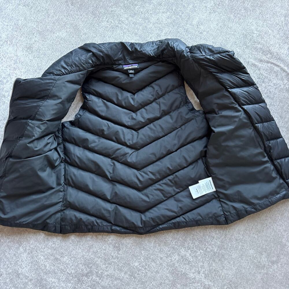 Patagonia Down Puffer Vest - Picture 5 of 5